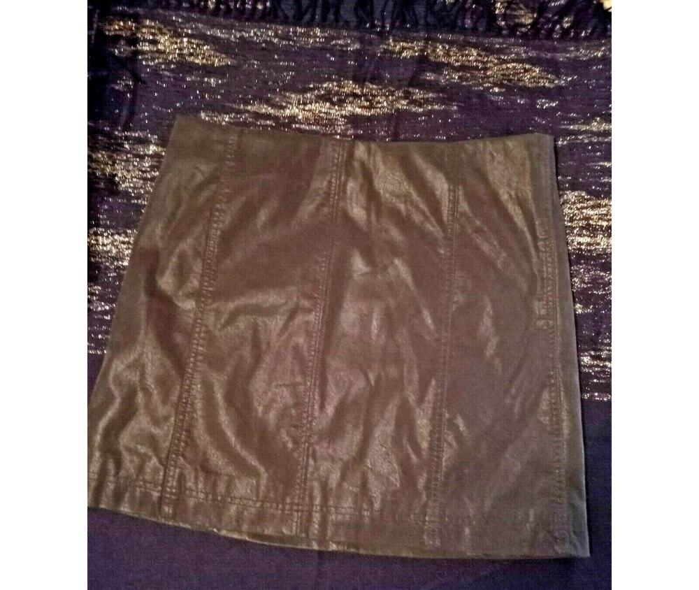 WISHLIST Apparel Women’s Short Skirt - Large - Gray - Lined